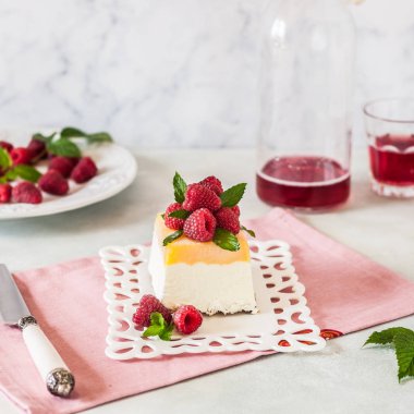 Ahududu ile Limon Semifreddo