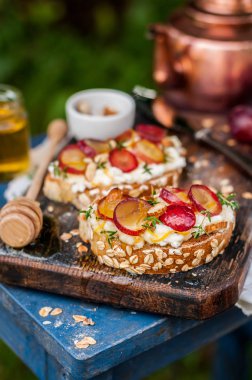 Üzüm Bruschetta Kahvaltı için Servis