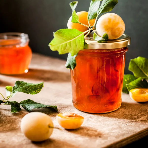 Mermelada de ciruela amarilla — Foto de Stock