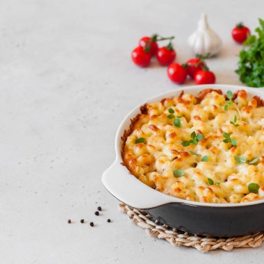 Makarna ve Peynirli Kek, kare, metin için boşluk kopyala