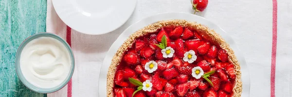 Φρέσκια Φράουλα Jelly Pie Graham Cracker Crust Banner — Φωτογραφία Αρχείου