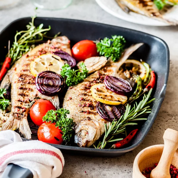 Grilled Skimmer Breams Vegetables Herbs Square — Stock Photo, Image