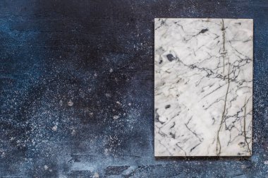 Koyu Mavi Beton Arkaplan Mermer Tahta, metin için boşluk kopyala