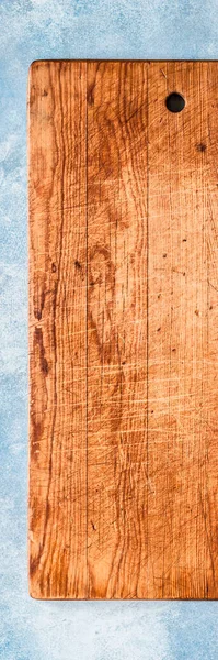 Old Chopping Board Blue Concrete Background Banner Copy Space Your — Stock Photo, Image