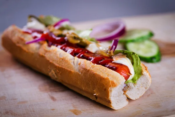 Čerstvé domácí hot dog — Stock fotografie
