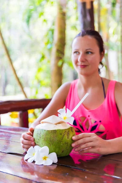 Fresh Coconut Cuts Tropical Palm Leaves White Frangipani Flowers Front — Stock Photo, Image