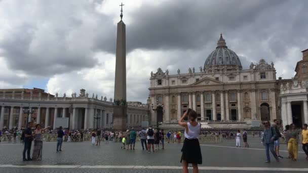 Rome Septembre 2019 Une Fille Prend Une Photo Avec Son — Video