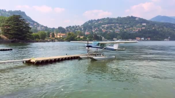 Como Julio 2019 Hidroavión Flota Las Aguas Del Lago Como — Vídeos de Stock