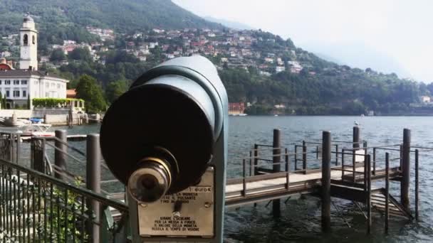 Cernobbio Julio 2019 Catalejo Turístico Vista Del Lago Como Desde — Vídeo de stock