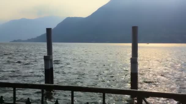 Vue Sur Lac Côme Avec Rampe Pylônes Diapositive Caméra Gauche — Video