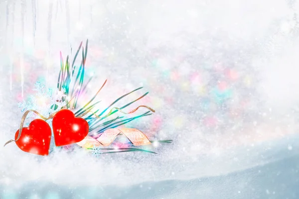 Coração Brinquedo Natal Fundo Uma Paisagem Inverno Cartão Saudação — Fotografia de Stock