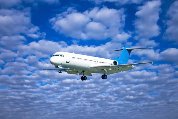 Avión Cielo Avión Preparado Para Aterrizar —  Fotos de Stock