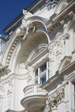 Eski Townhouse balkonlu
