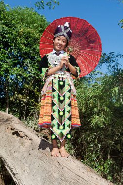 Portre Hmong Laos üzerinden