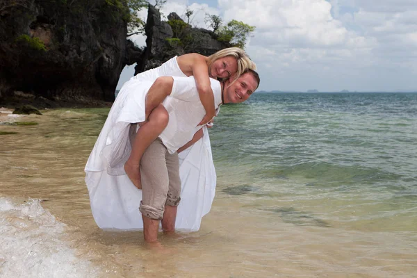 Casamento na praia — Fotografia de Stock