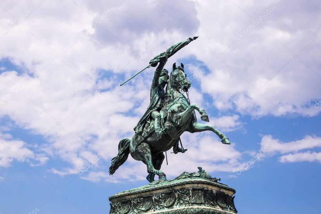 Equestrian statue Vienna, Statue of Archduke Charles on Heldenplatz