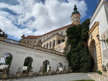 Mikulov Kalesi