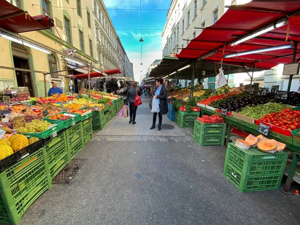 Brunnenmarkt Viyana