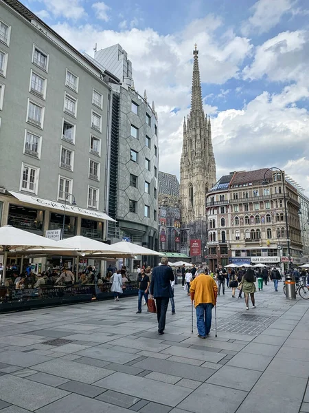 Wenen Oostenrijk Juni 2020 Mensen Lopen Door Winkelstraat Historische Straat — Stockfoto