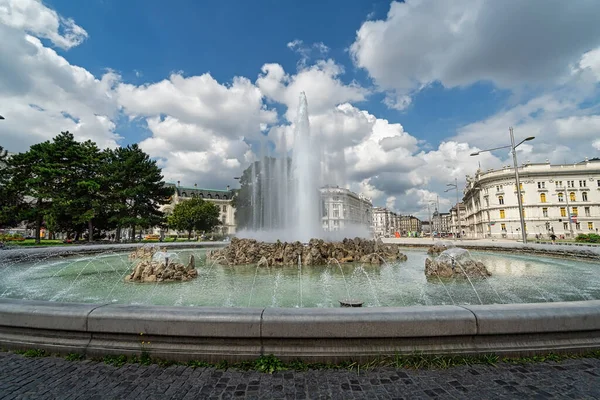 Vienne Autriche Août 2020 Hochstrahlbrunnen Est Une Belle Fontaine Eau — Photo