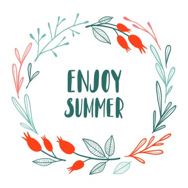 Yazın tadını çıkar. Üzerinde harfler olan yuvarlak çiçek çelengi.