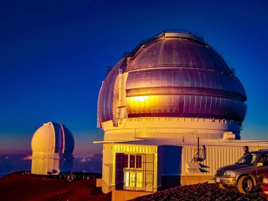 Mauna Kea Hawaii büyük ada üzerinde zirvesine on Sunset 