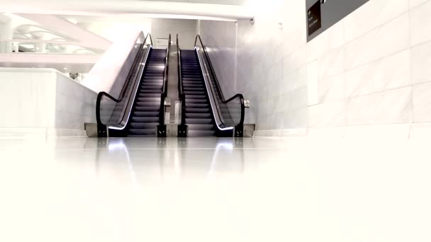 Vídeo Escadas Rolantes Shopping Center — Vídeo de Stock