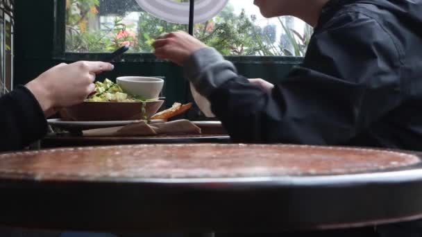 Déjeuner Repas Couple Thé Tasse Table — Video