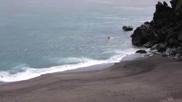 Playa Aislada Arena Bahía Océano Mar — Vídeos de Stock