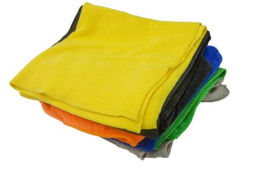 Beyaz arka plan üzerine mikrofiber kumaş.