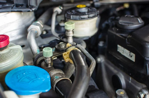 Araba motoru ile ilgili ayrıntılar