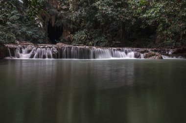 Daha Bok Khorani Milli Parkı Krabi, Tayland, şelale