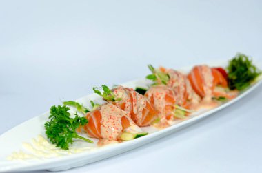 Sashimi rulo taze Japon mutfağı