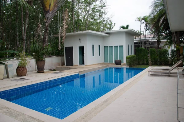 Bela Piscina Lugar Para Exercitar — Fotografia de Stock