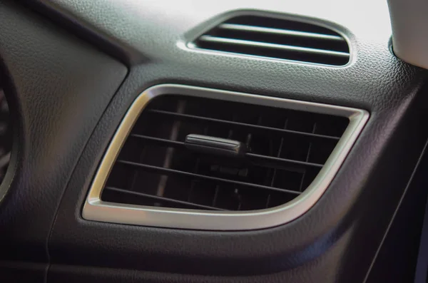 車のエアコン 車の詳細インテリア — ストック写真