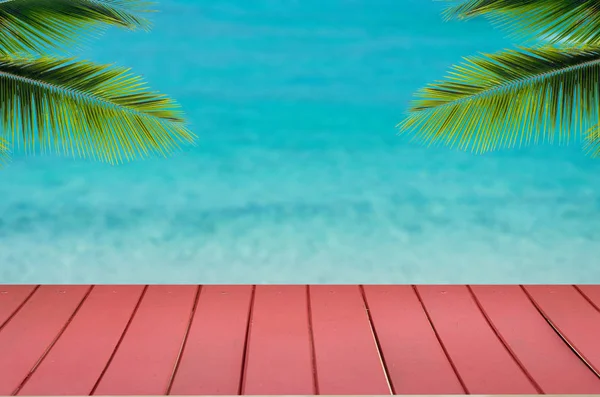 Holzplatte Tisch Abstrakte Verschwimmen Landschaft Und Blaues Meer Wellen Als — Stockfoto