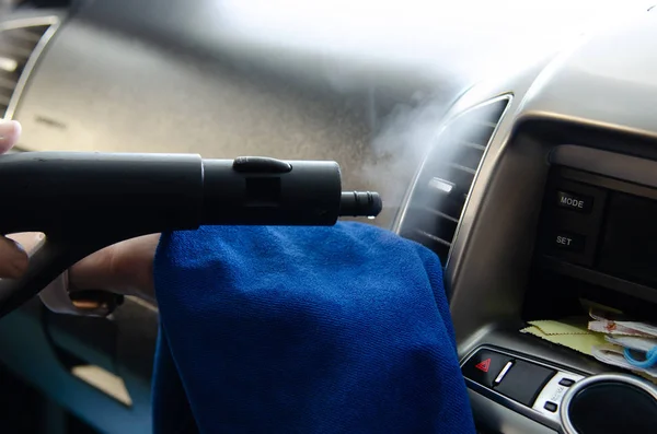 Cleaning of car air conditioner — Stock Photo, Image