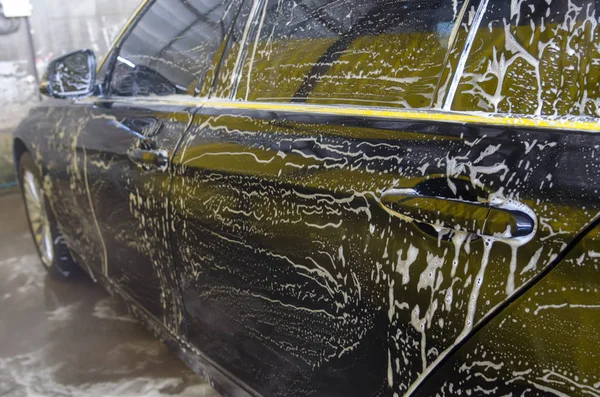 Мытье машин — стоковое фото