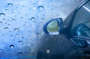 Oto yıkama kabarcıklar