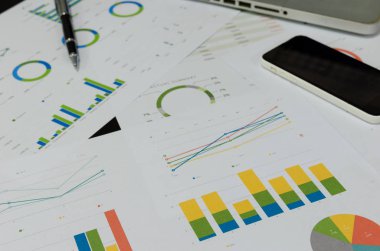 İş belgesi finansal grafik 