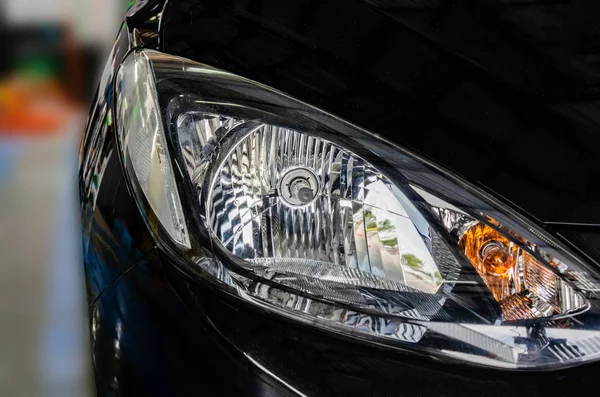 Lámpara delantera coche polaco — Foto de Stock