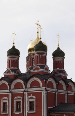 Eski Ortodoks Kilisesi eski zamanları hatırlatıyor.