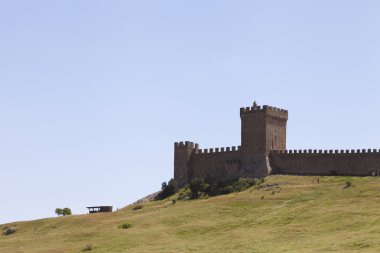 Eski savaşlar ve zaferler Antik Ortaçağ Kalesi hatırlatıyor