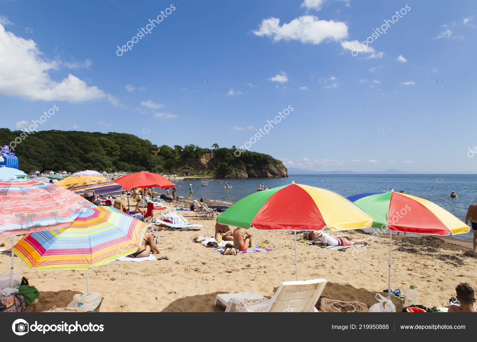 море пляж лучах солнца яркое лето стоковое редакционное