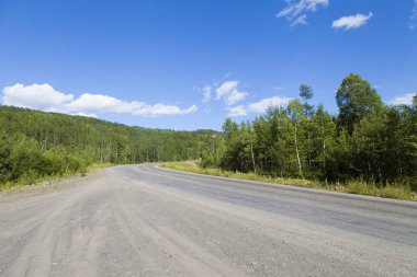 Sadece nehirler, dağın çevresinde ve yeterince insan değildir