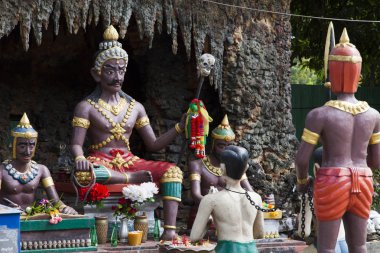 Budist Tapınağı zaaf gerçek bir hatırlatma gibi duruyor