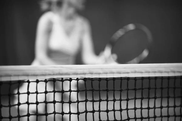 Net Voor Tennisbaan Onscherpte Speler Achtergrond Zwart Wit — Stockfoto