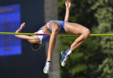 genç kadın highjump, atletizm