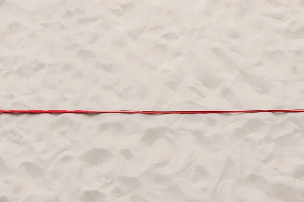 Piros Határvonalat Strandröplabda Texturált Homok — Stock Fotó