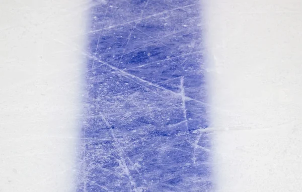 Ice Bakgrund Med Märken Från Skridskoåkning Och Ishockey Blå Textur — Stockfoto